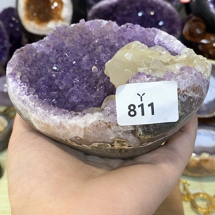未镶嵌水晶大型摆件（非配饰）