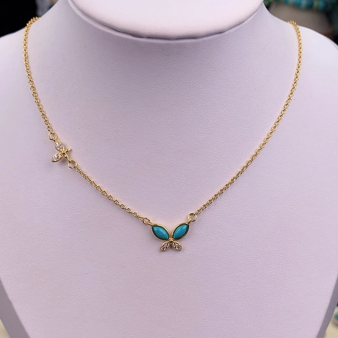 绿松石未镶嵌颈饰