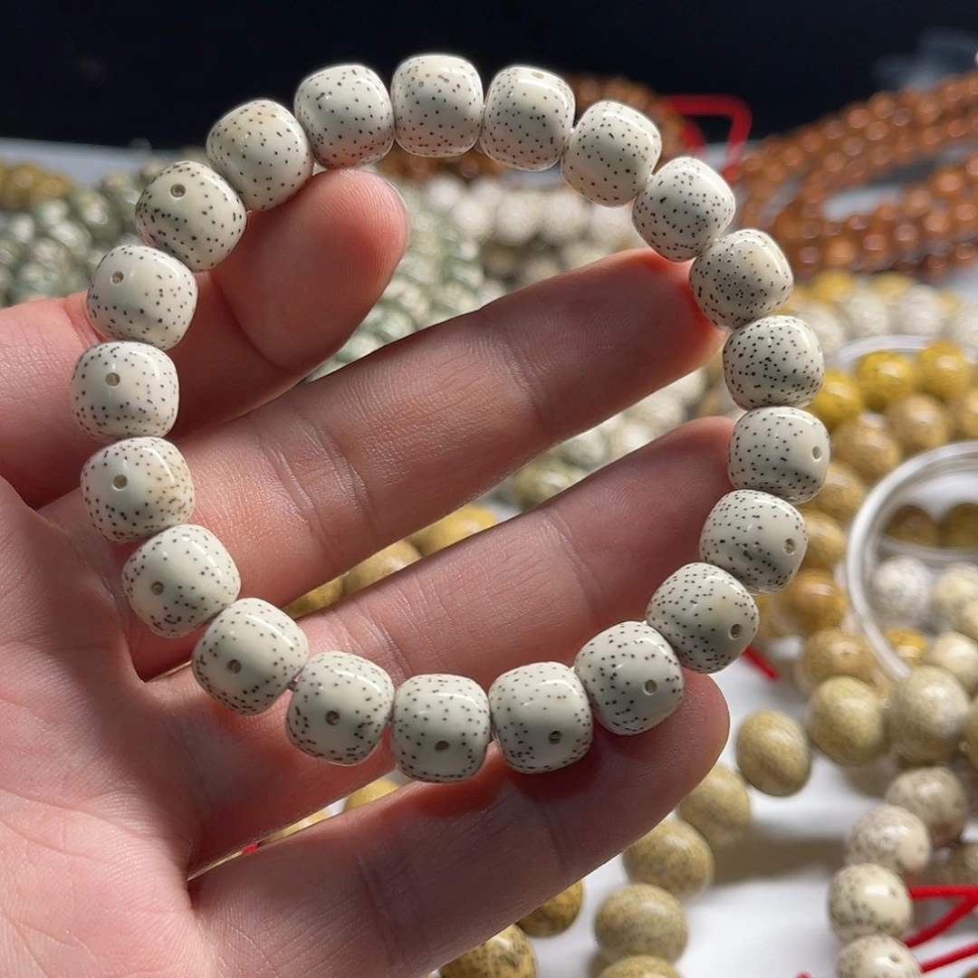 花***_吊坠星月菩提11/10针尖细星