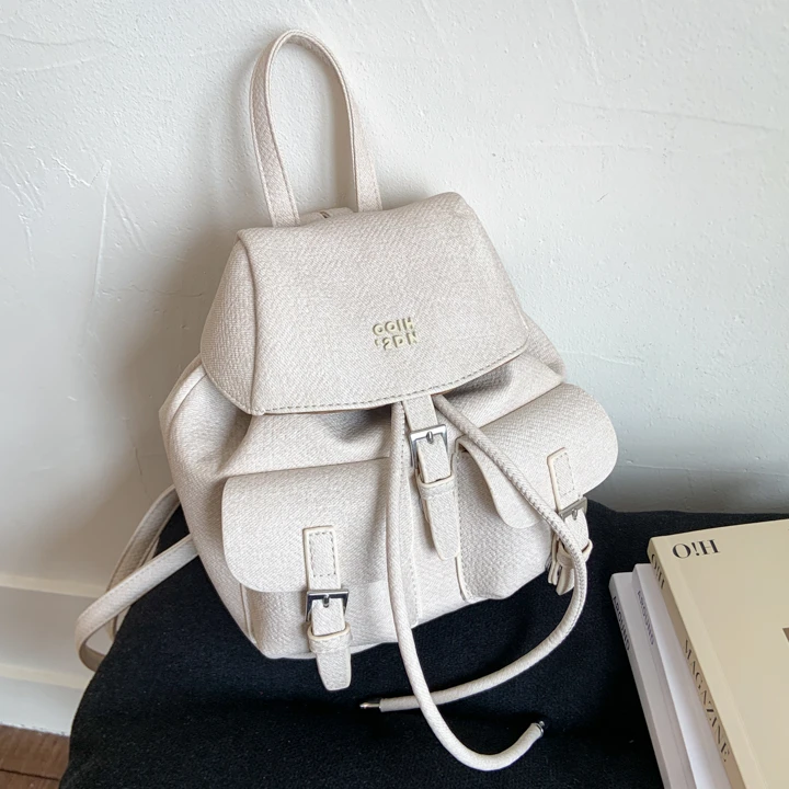 轻便百搭女式双肩包2025新款通勤后背包出游旅行包精致超火小书包