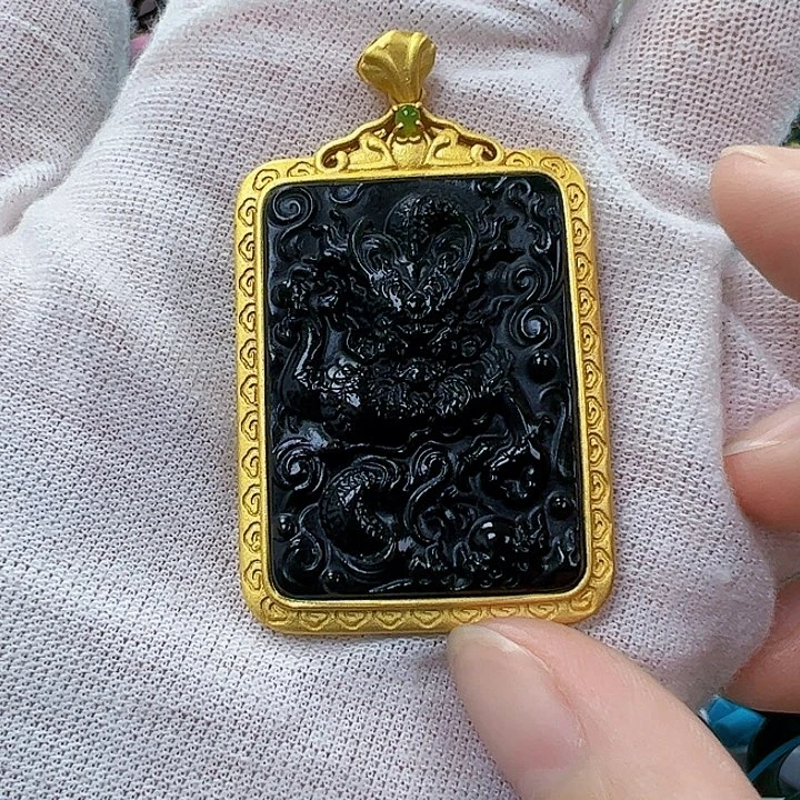 和田玉未镶嵌吊坠(不含链)