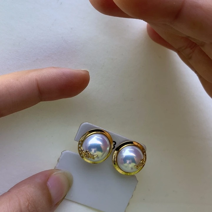 耳饰拼合珍珠（马贝珠）18K金镶嵌卡****