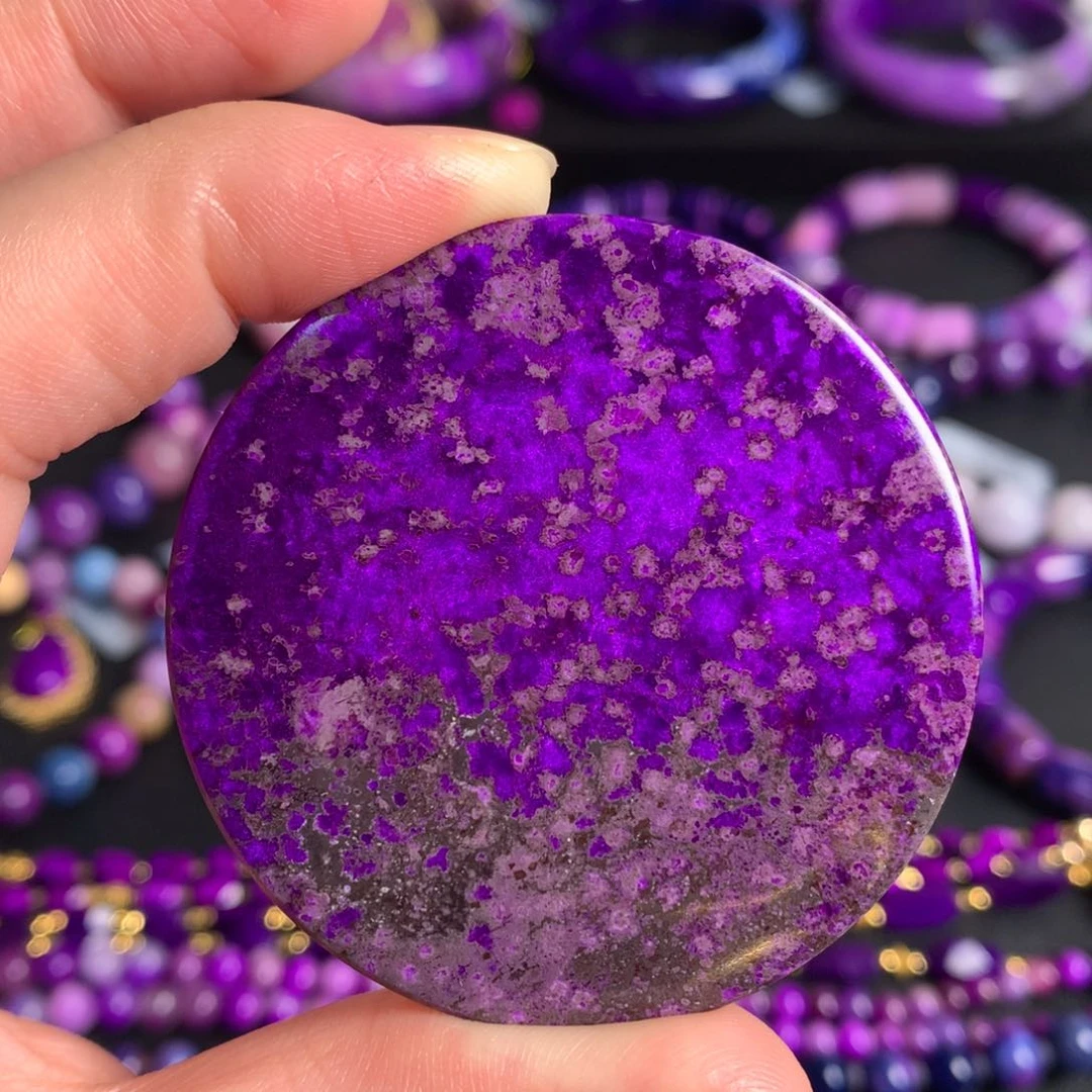 苏纪石（舒俱来）未镶嵌丝绒圆牌