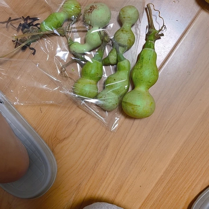 耶***比粗嘴青皮，天天开心