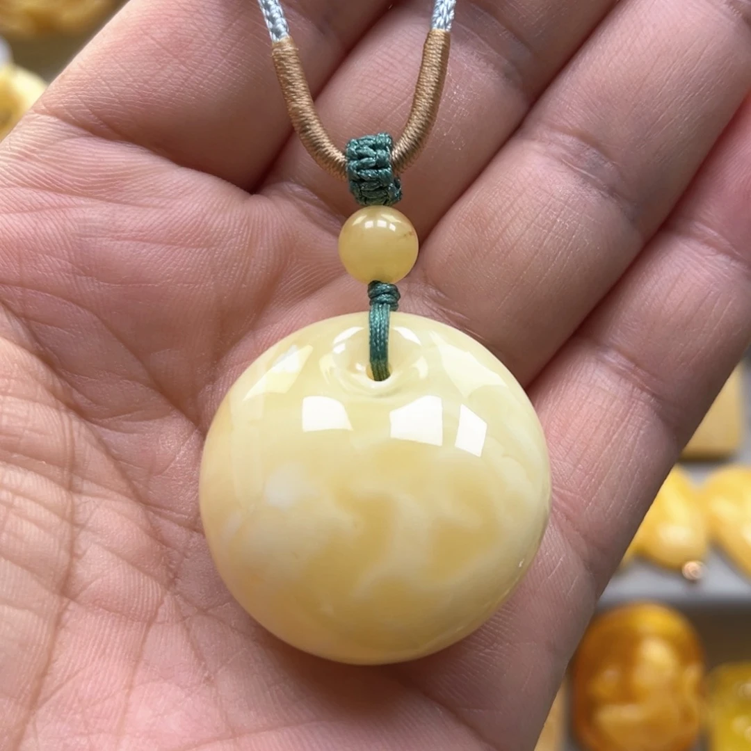 琥珀颈饰未镶嵌吊坠