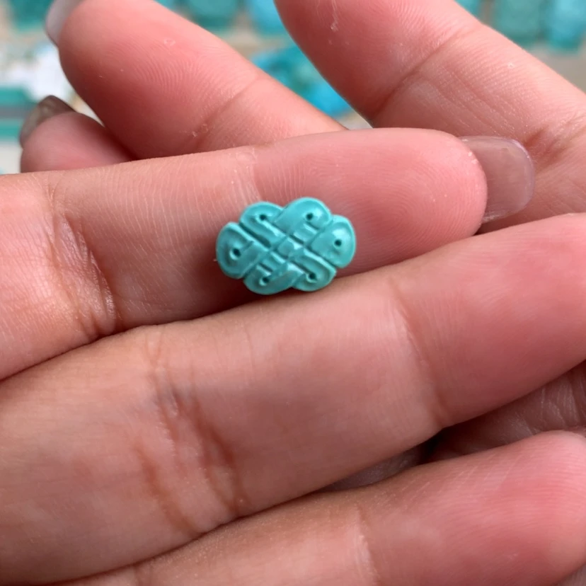 【闪购商品】绿松石未镶嵌雕刻