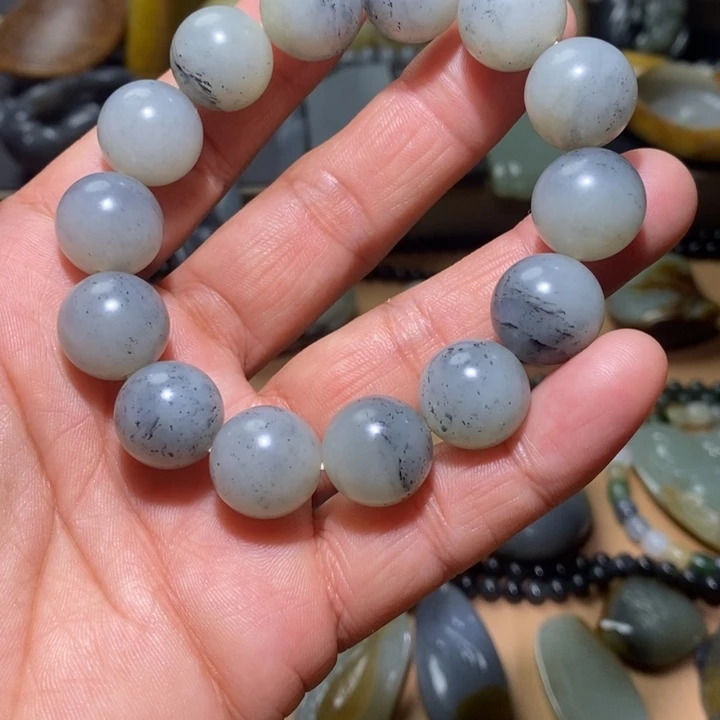 用***1和田玉未镶嵌套链