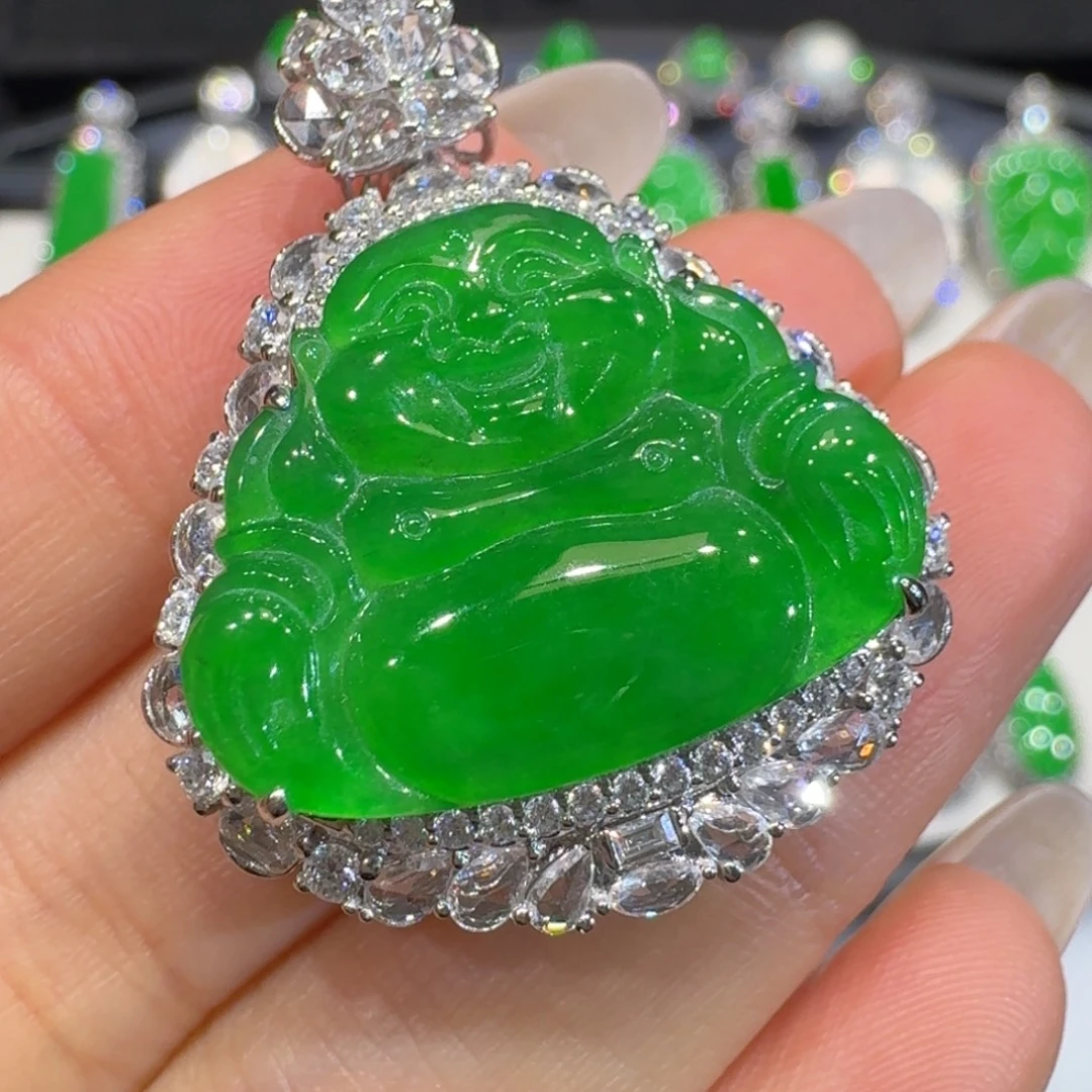 很***昧翡翠18K金镶嵌颈饰收到货48小时鉴赏期