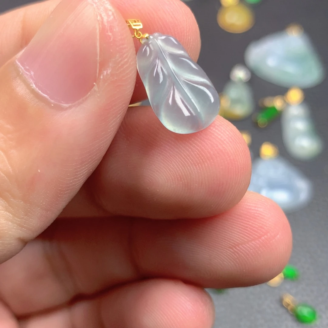 【闪购商品】翡翠18K金镶嵌颈饰翡翠