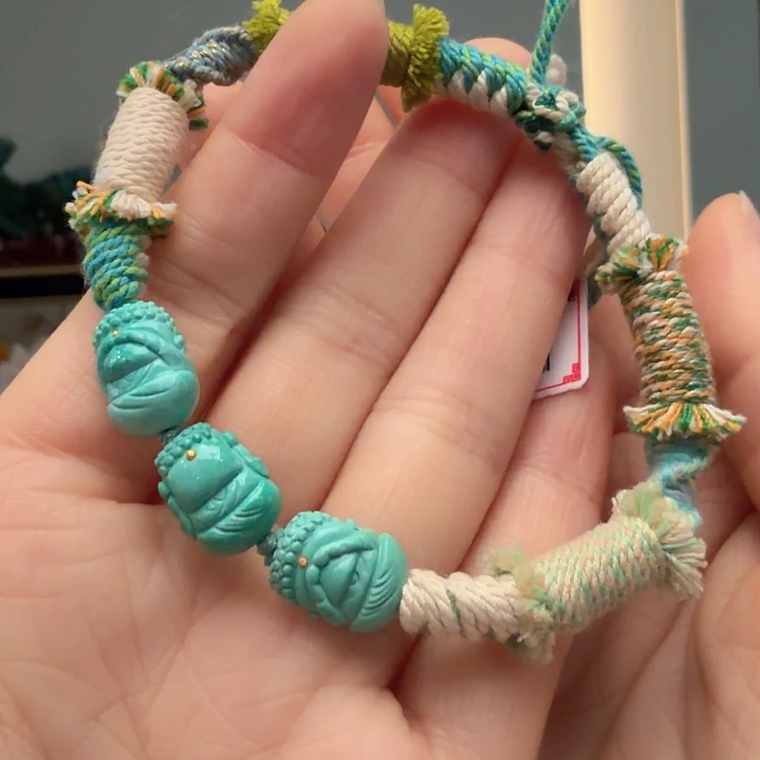 绿松石未镶嵌颈饰