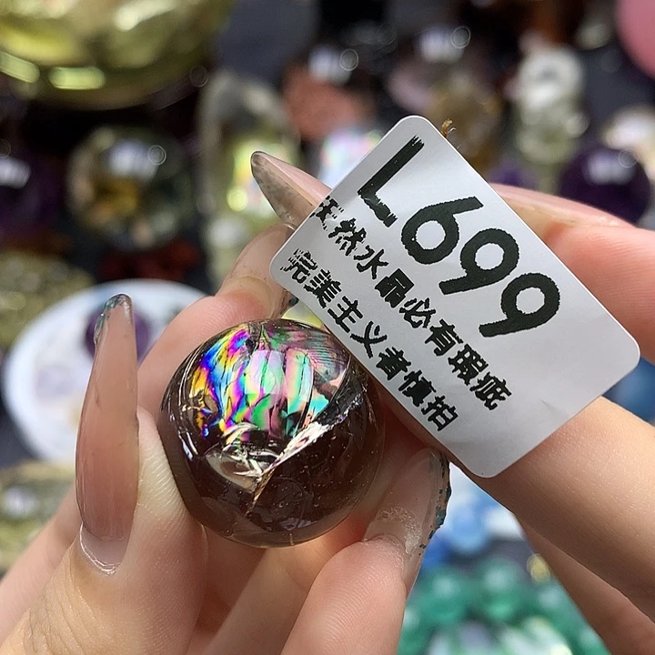 在****未镶嵌珠宝半成品水晶摆件