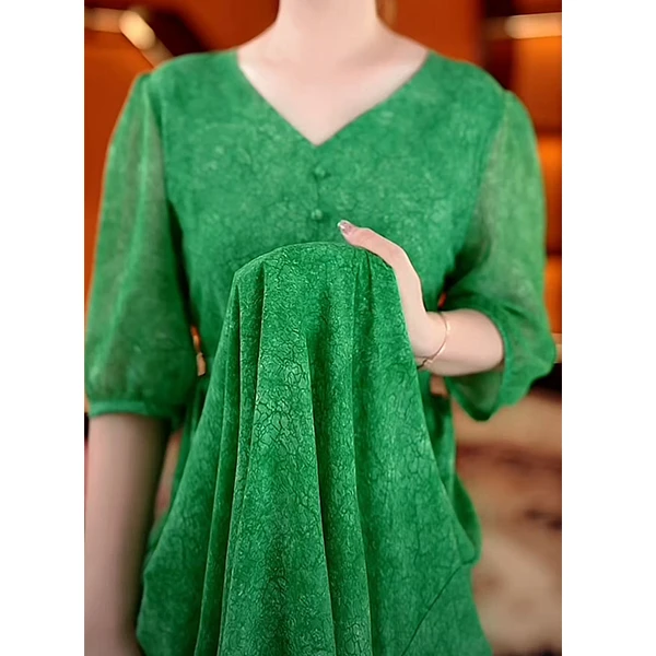 夏季新款绿色碎花连衣裙收腰显瘦高级感中长裙