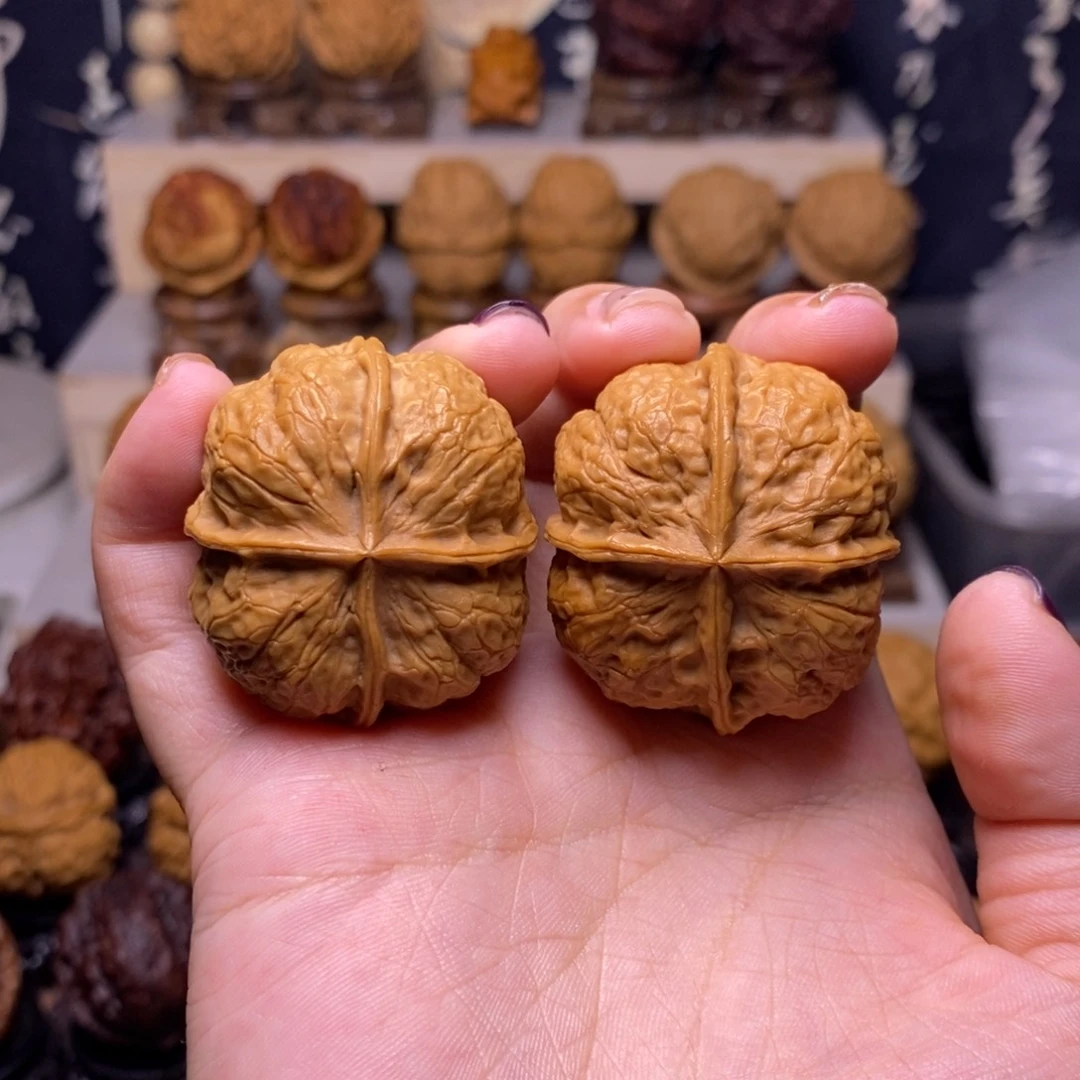 把件文玩核桃Z乾坤四棱14……………