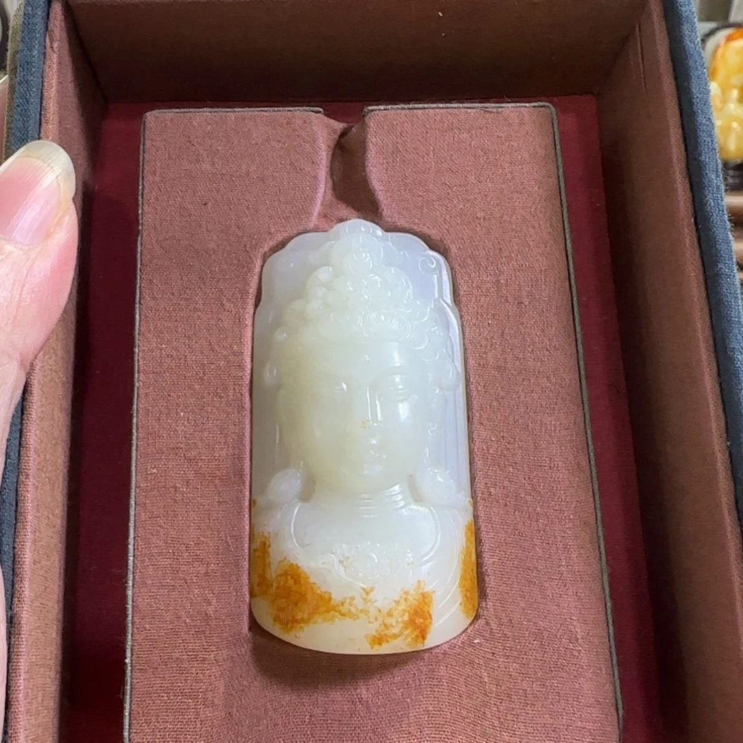 忆****和田玉未镶嵌挂件