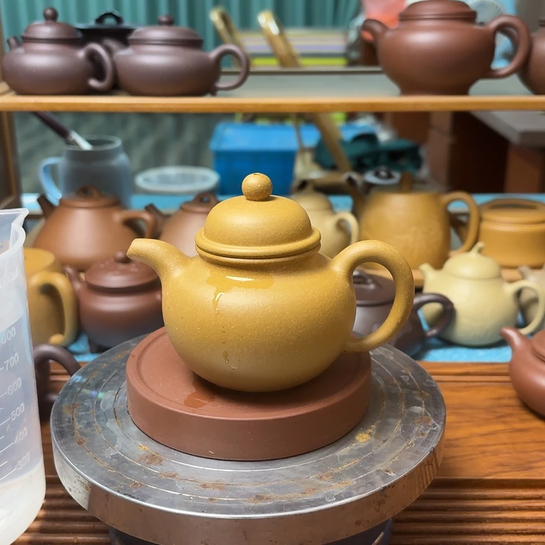 茶壶紫砂半手一个