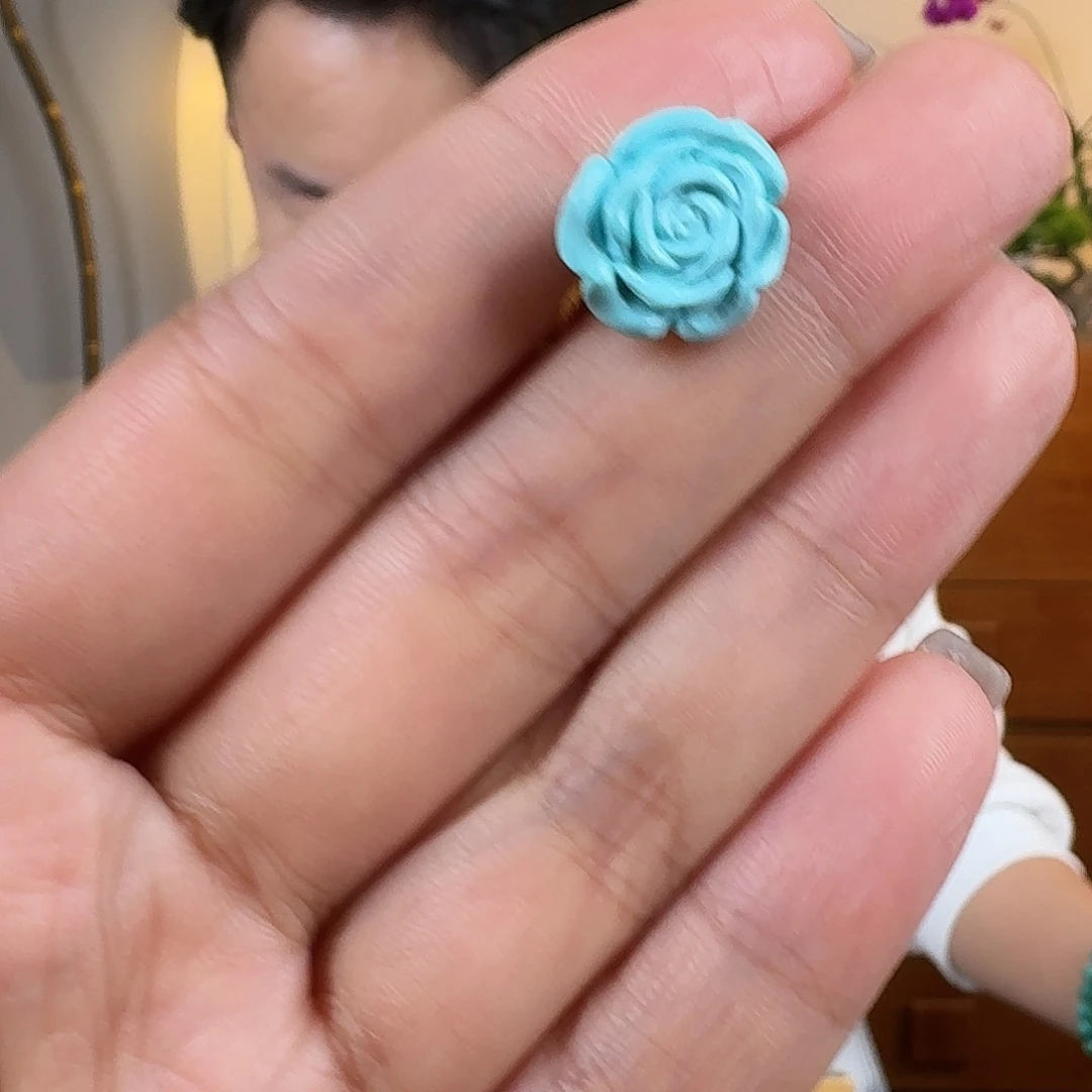 绿松石未镶嵌挂件