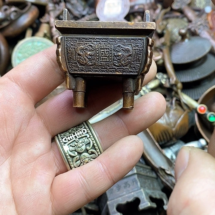 平平安安健健康康