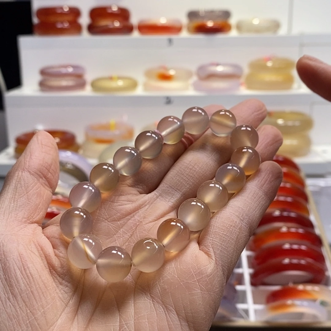 玛瑙/玉髓未镶嵌手串天然俏色沙凹