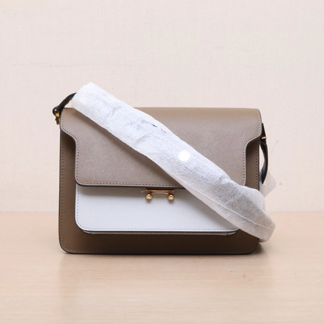 99新 MARNI 花花 拼色 皮革C 金扣 风琴包中号 咖啡色拼墙灰白