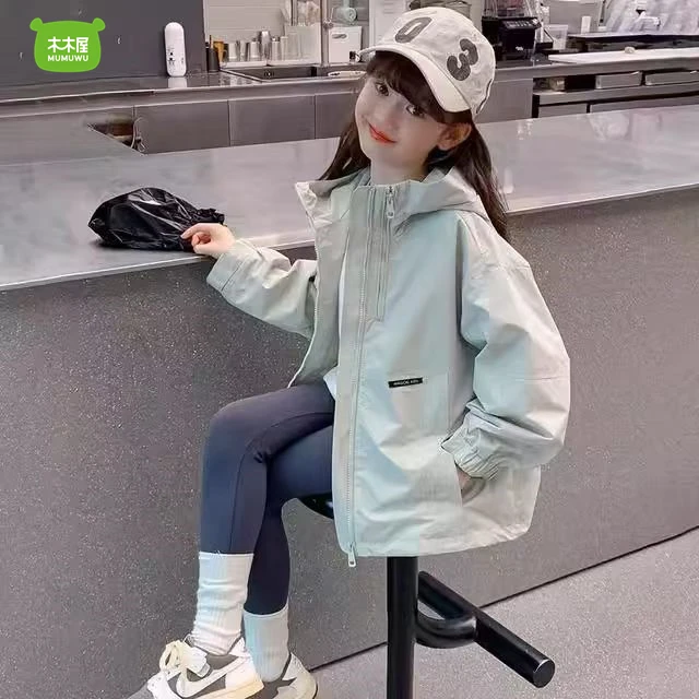 木木屋女童外套连帽冲锋衣春秋款新款儿童春装防水洋气潮女孩上衣