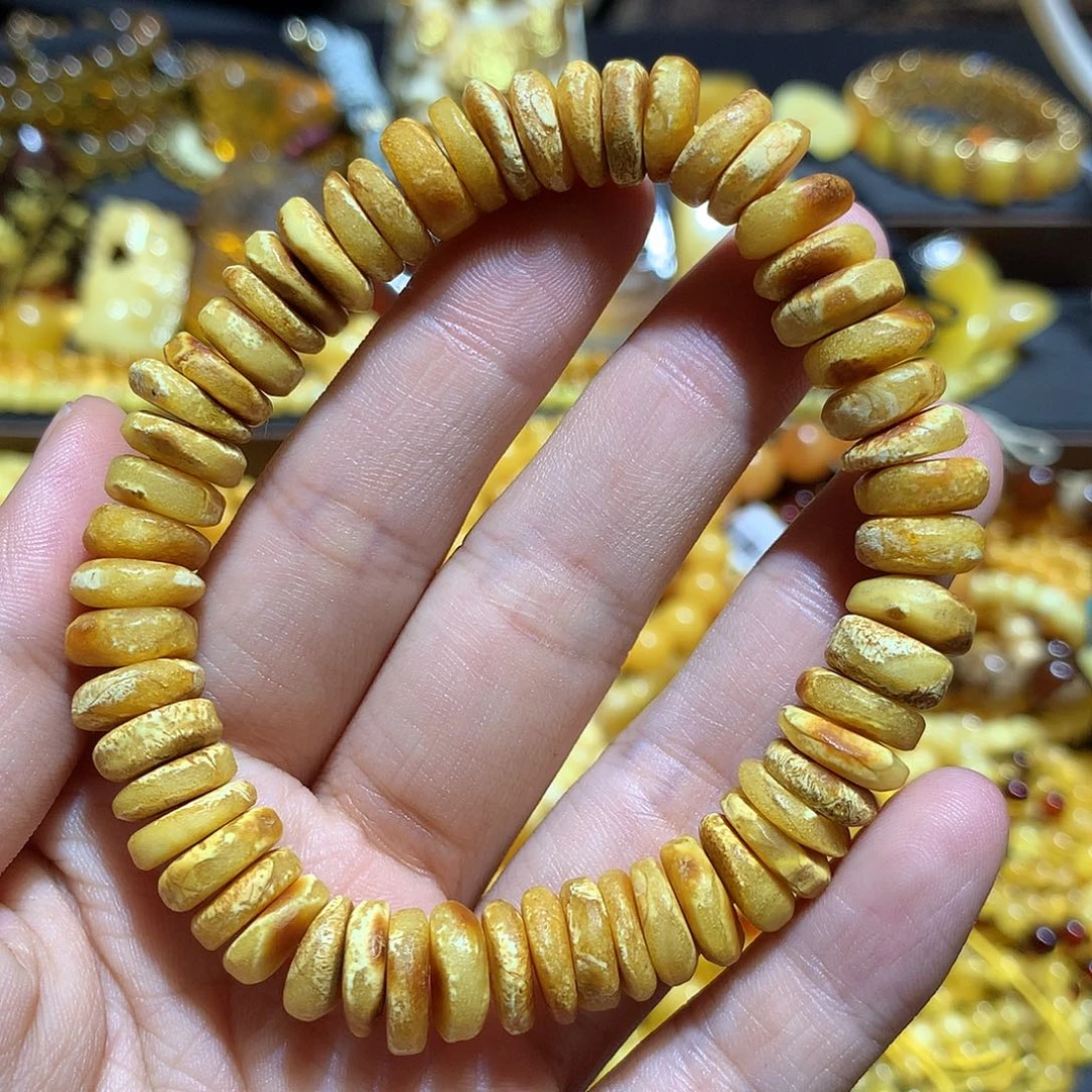 未镶嵌琥珀珠宝奇石