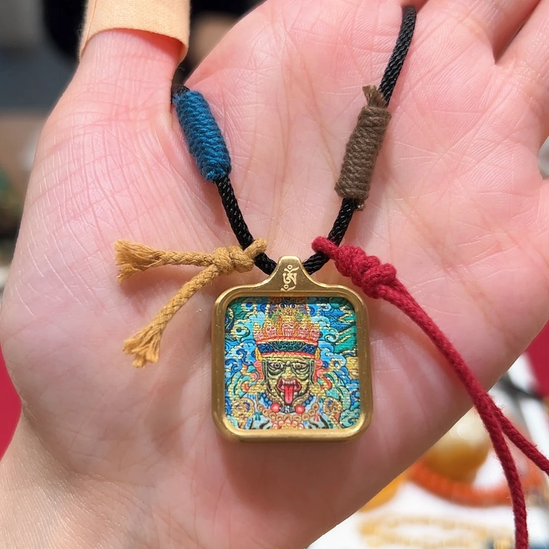 扎基拉姆项链藏风设计