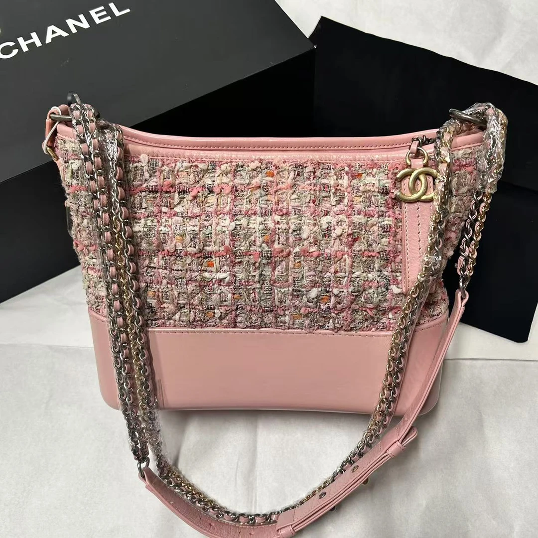 95新 Chanel/香奈儿 多多奢品/香奈儿25开中号流浪包/98新