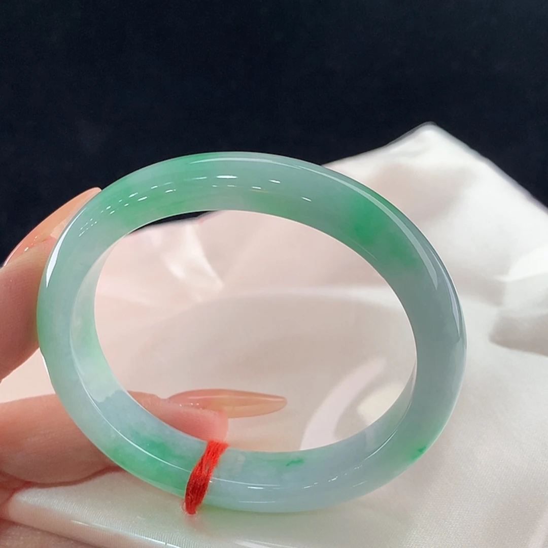 【闪购商品】未镶嵌手镯翡翠贵56