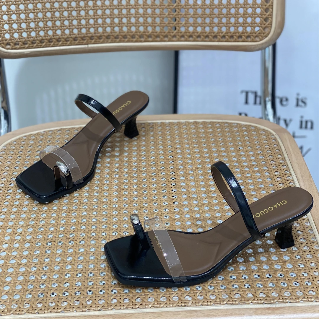 仙女风方头套趾人字拖女夏外穿2025新款气质透明带细跟夹趾凉拖鞋