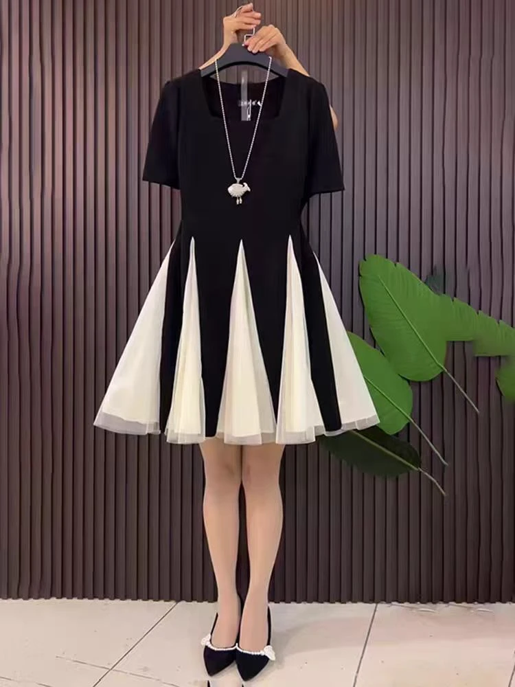 9293拼接网纱连衣裙