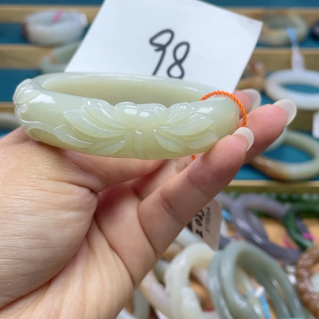 未镶嵌手镯和田玉圈口58