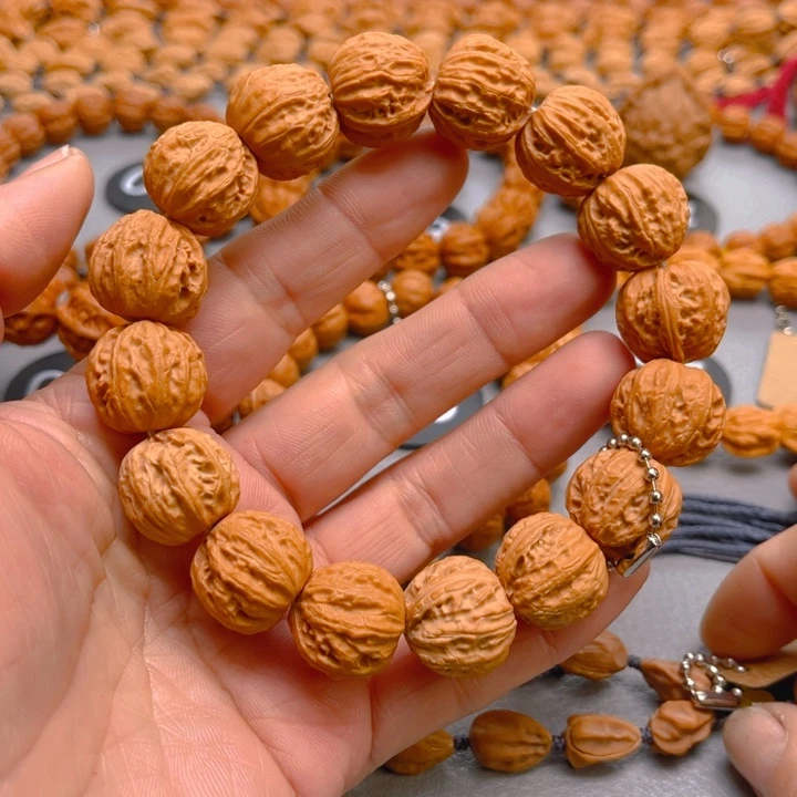 张***子吊坠文玩核桃核桃手串