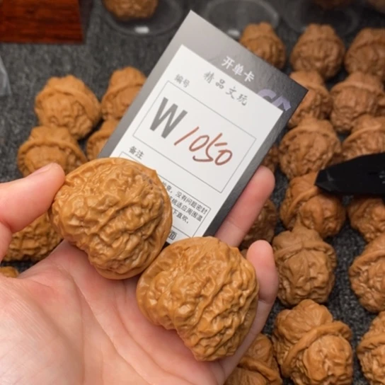 吊坠桃核月**荷我是第一百42