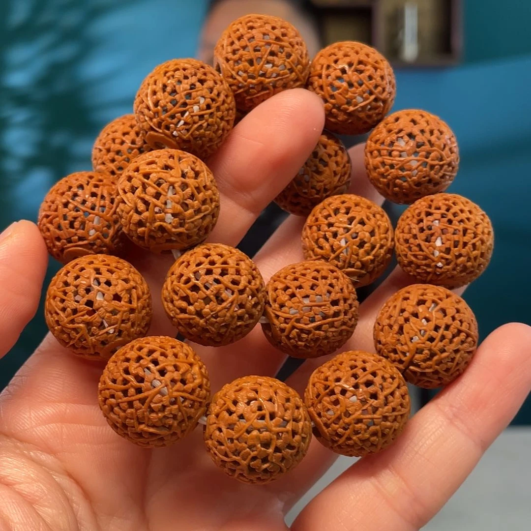 胡桃顶级细密工典藏级核雕作品