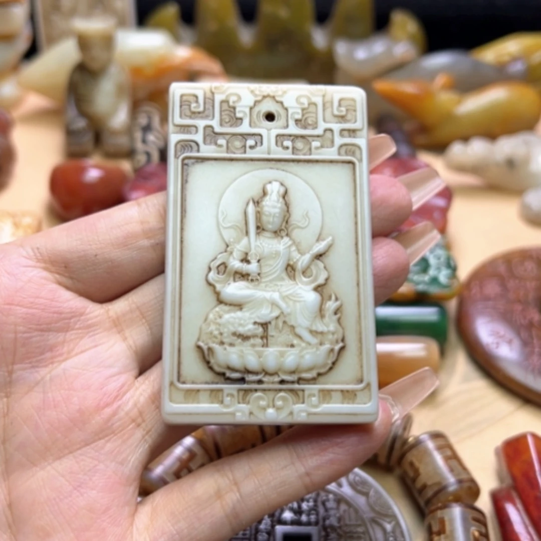 【闪购商品】蛇纹石玉未镶嵌颈饰锡**子