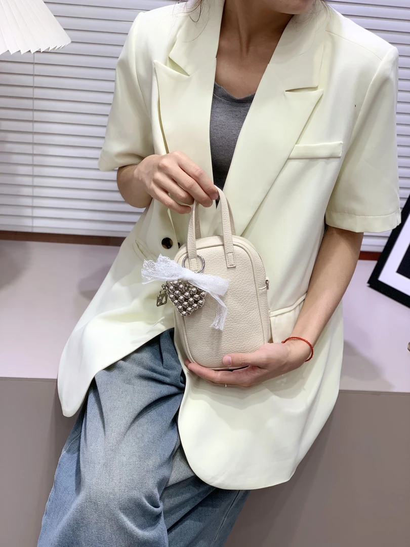 包包女2025新款真皮时尚百搭潮流手提单肩斜挎手机包