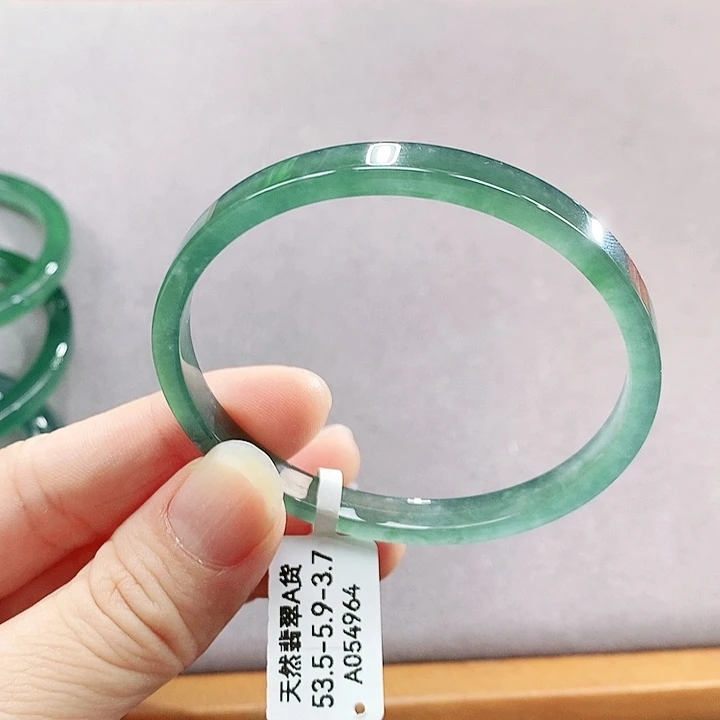 【闪购商品】未镶嵌手镯翡翠