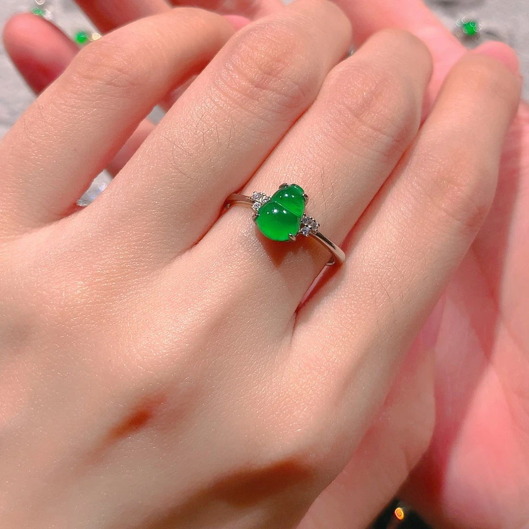 银S925镶嵌戒指翡翠?**草