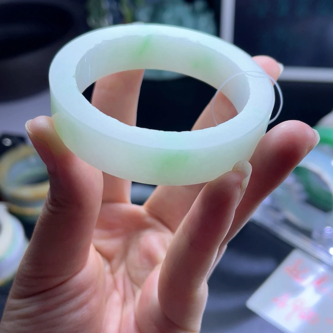 定制翡翠未镶嵌天然翡翠手镯定制