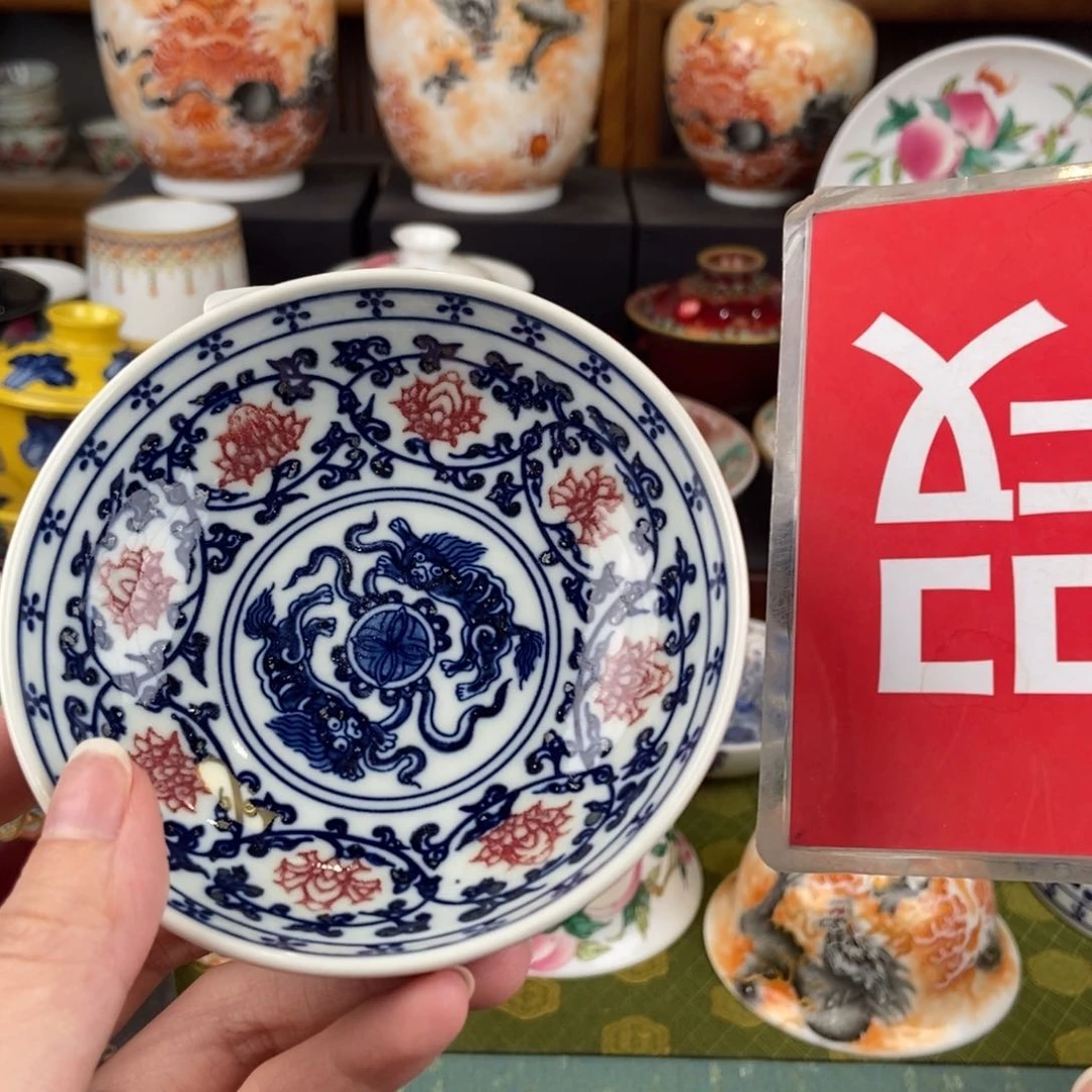 陶瓷的设计师是一个人的