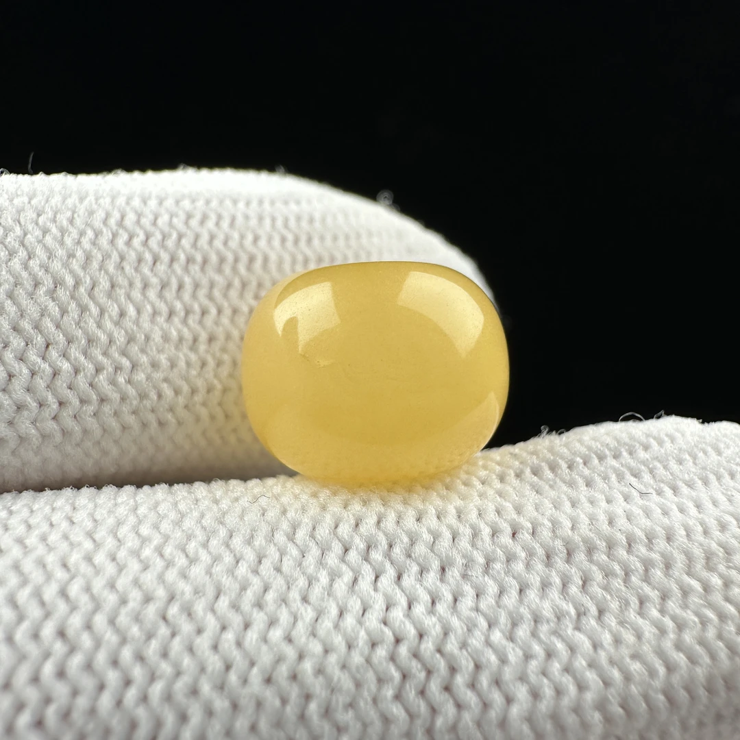 B9393天然原矿蜜蜡 【微瑕】墩子12.8*9.6mm 支持复检 假一罚十