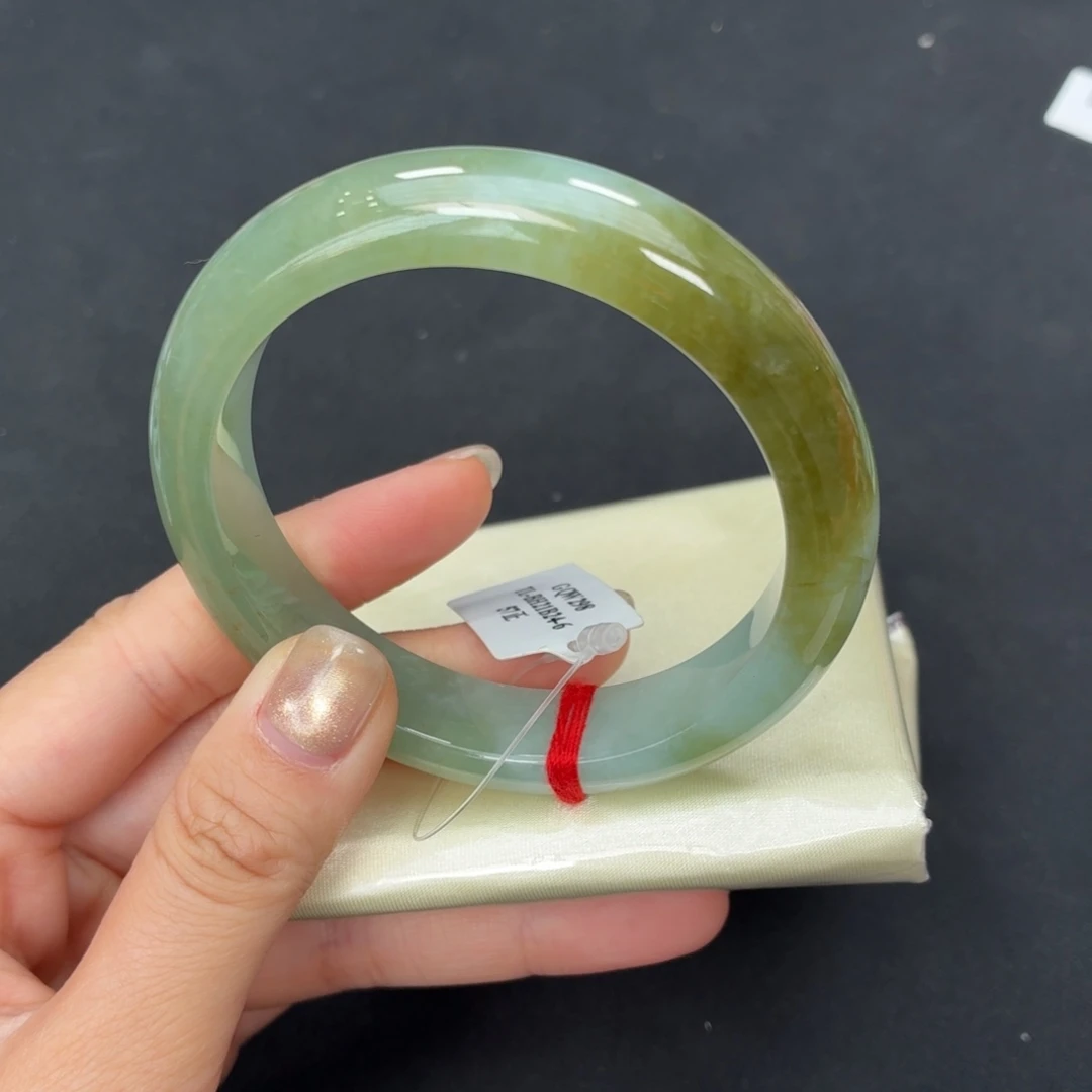 翡翠未镶嵌手镯5758