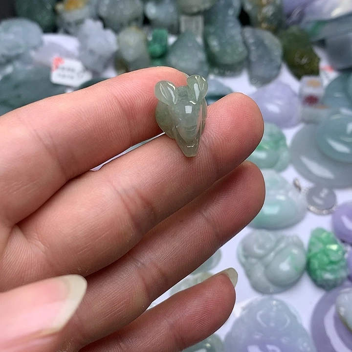 翡翠未镶嵌颈饰天然翡翠