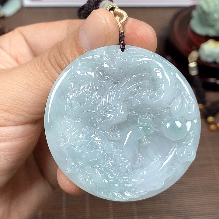 颈饰未镶嵌翡翠天然翡翠玉A货配证书
