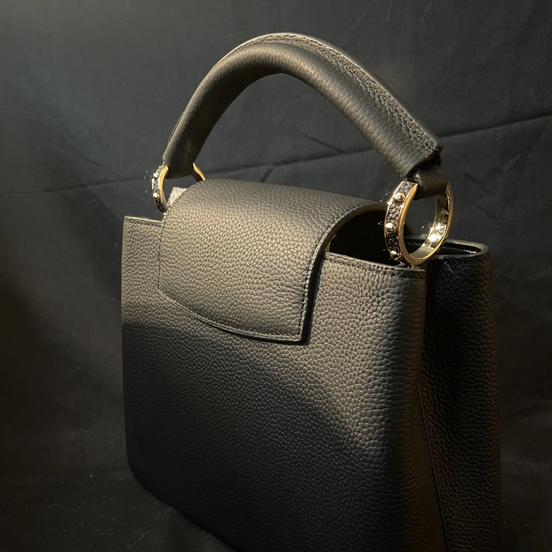 LQ-WITH-QUEEN真皮女包黑盖 10842