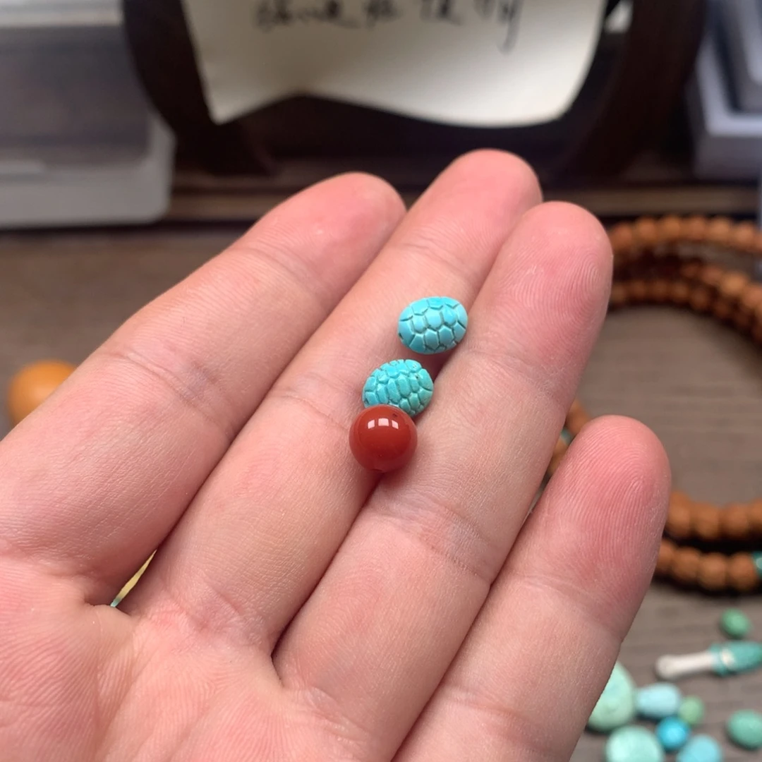 南红玛瑙未镶嵌雕刻