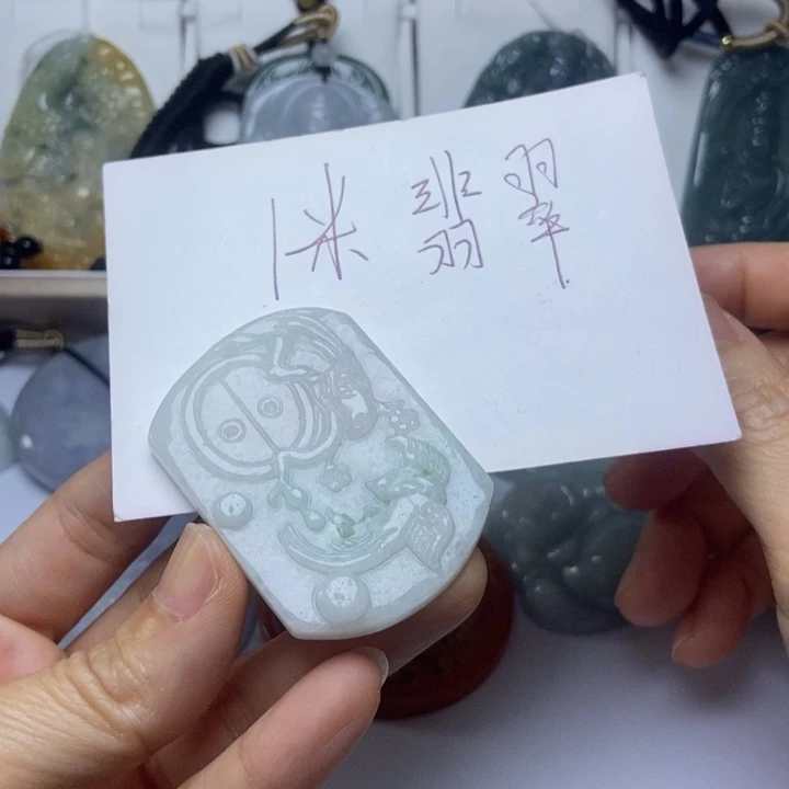 *****翡翠未镶嵌颈饰翡翠