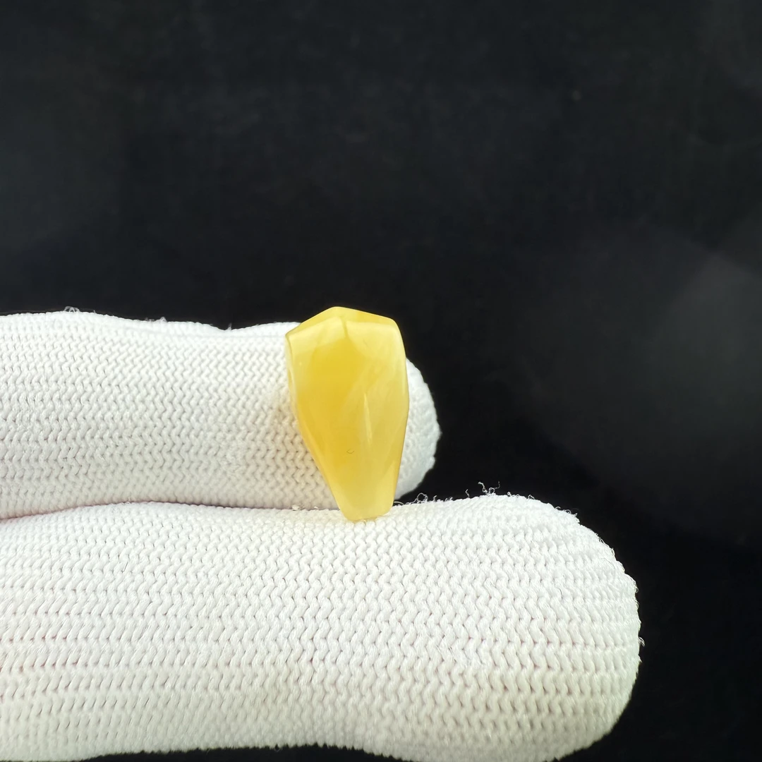 Z6151天然原矿蜜蜡 三通 10.2*18.5mm支持复检假一罚十