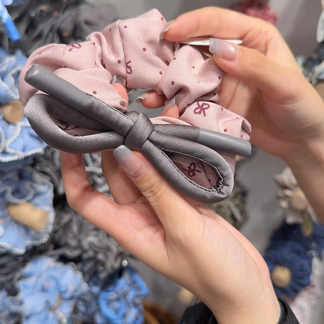 布艺铁合金粉灰蝴蝶结