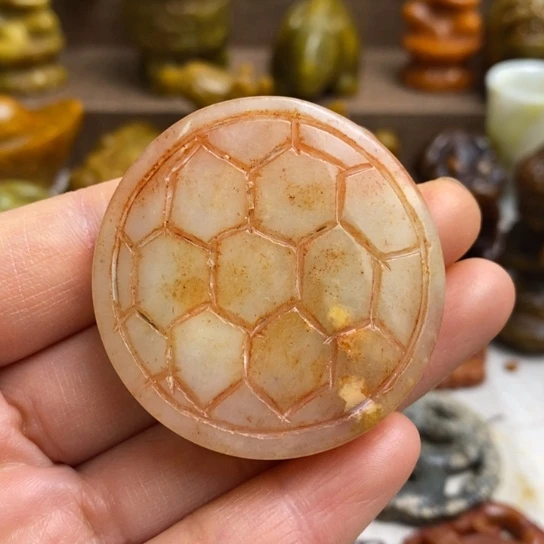 蛇纹石玉未镶嵌颈饰87